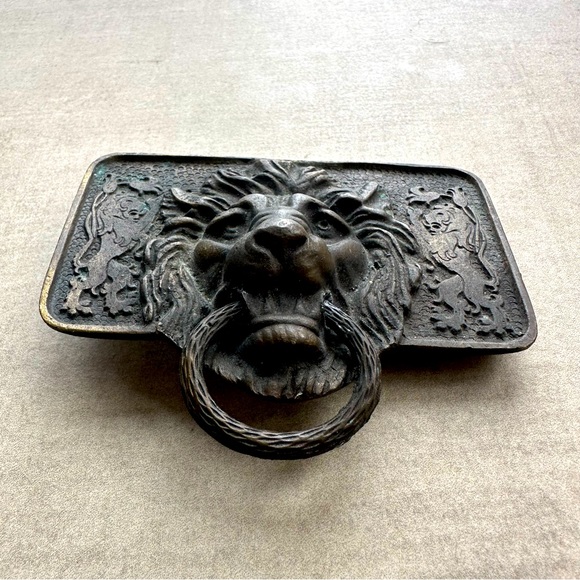 Vintage Brass Lion Doornail Belt Buckle